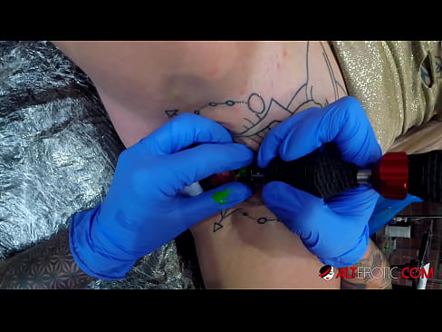 ❤️ Extremely tattooed hottie Sully Savage got a tattoo on her clitoris Super sex at en-us.hentaisun.ru ❤